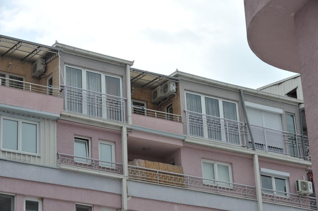 Apartments 4 Seasons Ohrid Extérieur photo